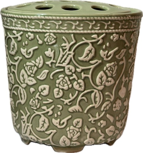 Vtg flower vase with - vtg, frog